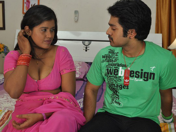 వక్ష చీలికలు..