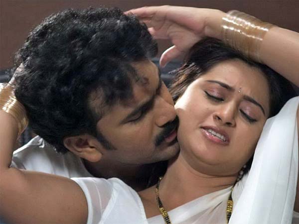 కౌగిలించుకున్న తర్వాత..