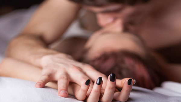 Adult Film Star Annie Knight Sets Shocking Record 583 Partners in 6 Hours Adult Film Star Annie Knight Sets Shocking Record 583 Partners in 6 Hours